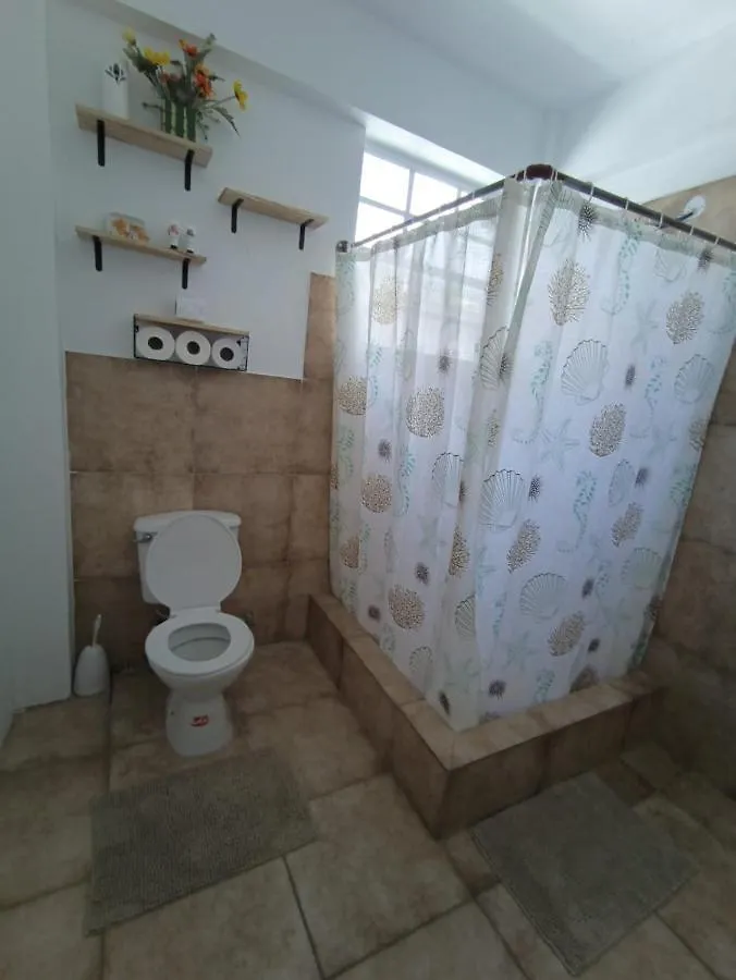 Roseau City Hub Apt # 3 Dominica