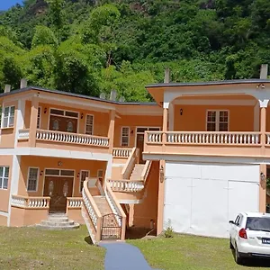 Holiday home The Seclusive Mansion, Roseau